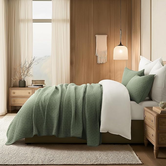 EVERGRACE Cross Stitch Pre-Washed Cotton Quilt Bedding Set King Size, Oversized 3 Pieces Lightweight Bedspread Coverlet for All Season, with 2 Matching Shams, Olive Green,108"x96"