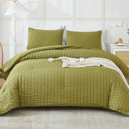 AveLom Olive Green Seersucker Queen Comforter Set (90x90 inches), 3 Pieces-100% Soft Washed Microfiber Lightweight Comforter with 2 Pillowcases, All Season Down Alternative Comforter Set for Bedding