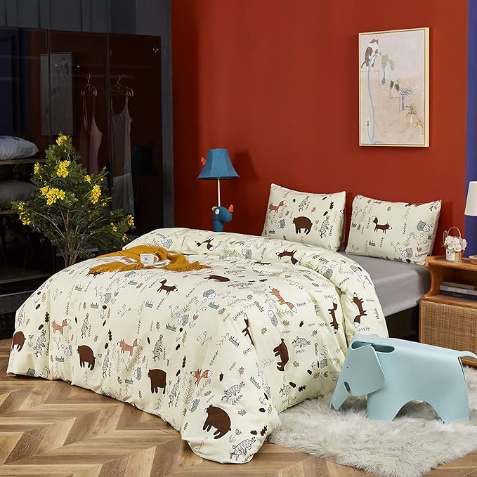 CLOTHKNOW Yellow Animal Comforter Sets Full Size Kids Bedding Comforter Sets Cartoon Fox Theme Woodland Forest Bedding with 2 x Pillow Cases