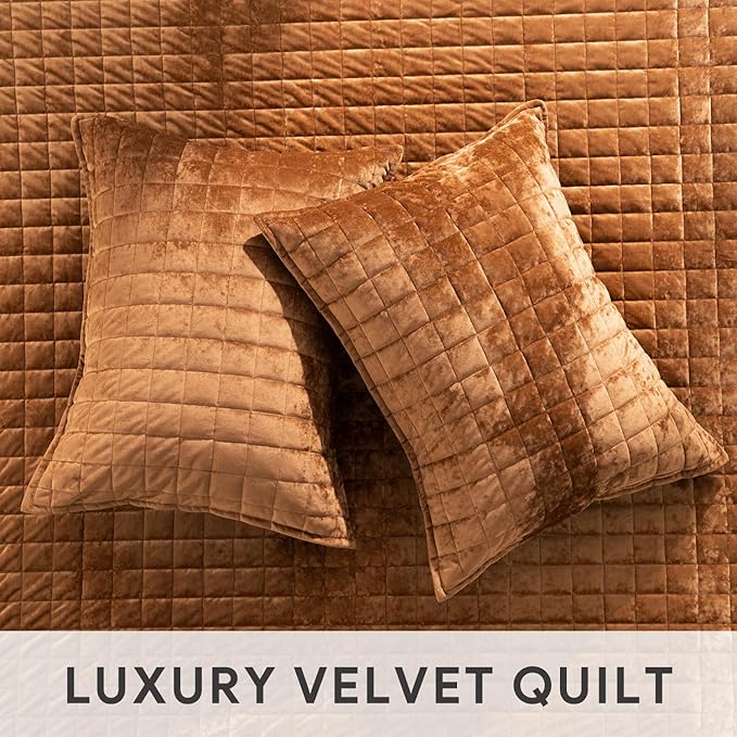 RECYCO Luxury Velvet Quilt Set, California King 118'' x 106'' Oversized Bedspread, Ultra Soft Velvet Comforter, Lightweight Box Stitch Bedding Sets for All Season, with 2 Shams, Rusty Burnt Orange