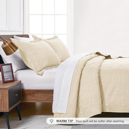 Love's cabin Oversized King Size Quilt Bedding Set Beige Bedspreads - Oversized King Lightweight Bedspread Comforter - Coin Pattern Coverlet for All Season - 3 Pieces (1 Quilt, 2 Pillow Shams)