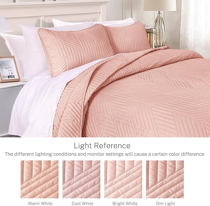 Exclusivo Mezcla Ultrasonic King Quilt Bedding Set, Lightweight Blush Pink Bedspreads Soft Modern Geometric Coverlet Set for All Seasons (1 Quilt and 2 Pillow Shams)