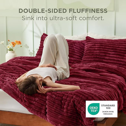 Bedsure Twin/Twin XL Size Comforter - GentleSoft™ 2 Pieces Double-Side Fleece Fluffy Dark Red Comforter Set, Cozy Striped Room Decor Aesthetic Luxury Twin Bedding Sets, 1 Pillowcase, 68x88 Inches