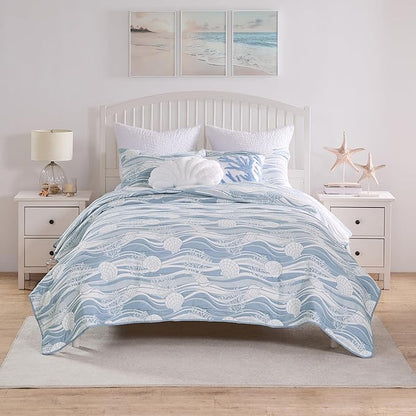 Greenland Home Coastal Paradise Reversible Matelassé Coverlet Set, 2-Piece Twin/XL, Dover Tidal Blue