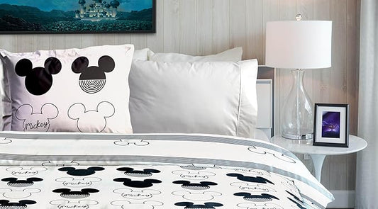 Jay Franco Kids Duvet Cover Set with Sham & Pillowcase – Ultra-Soft Bedding for Room Decor, Cover ONLY Comforter NOT Included, White - Mickey Mouse, 2 Piece Twin