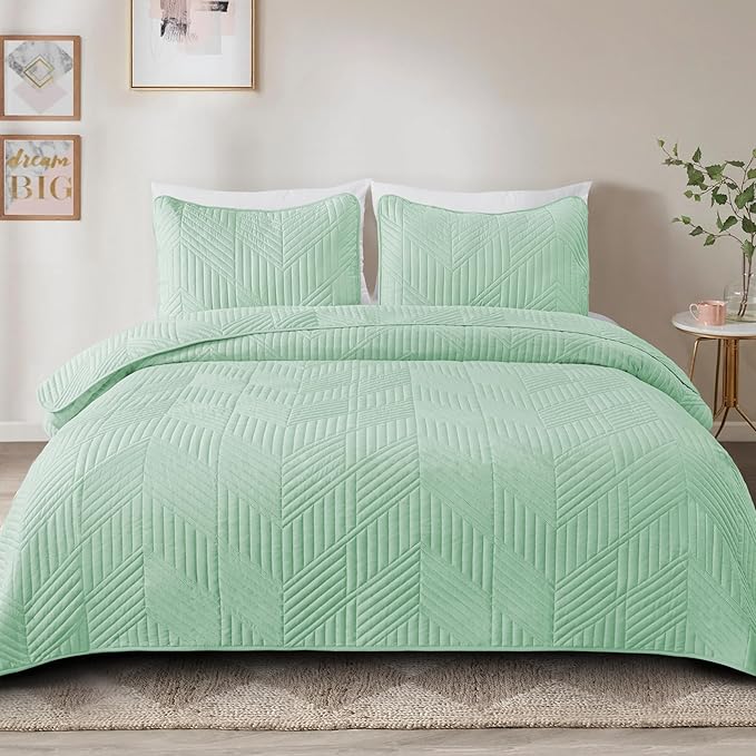 Exclusivo Mezcla Ultrasonic Full Queen Quilt Bedding Set, Lightweight Mint Green Bedspreads Soft Modern Geometric Coverlet Set for All Seasons (1 Quilt and 2 Pillow Shams)