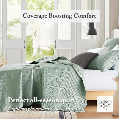 Madison Park Queen Quilt Set Damask Coverlet Set for Queen Size Bed, Cottage Oversized Quilt, Scallop Edge, All Season, Pre-washed Cotton-Filled Queen Size Quilt, Tuscany, Full/Queen Seafoam 3 Piece