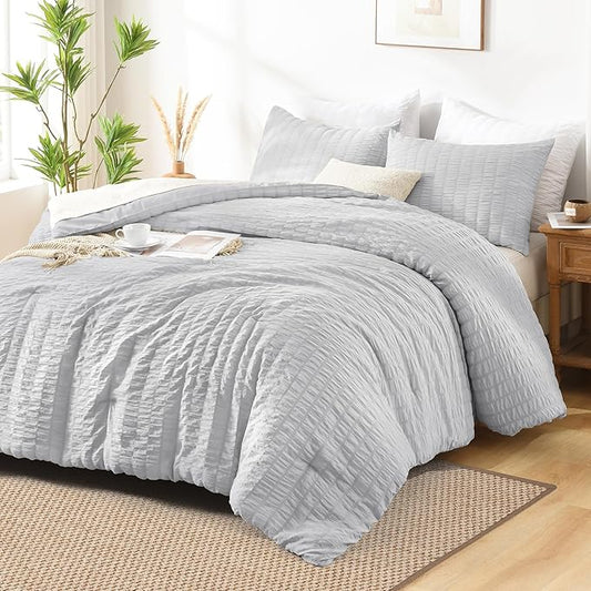 AveLom Seersucker Full Comforter Set, 80x90, Light Gray, 3 Pieces - 100% Microfiber, Soft Washed, Down Alternative, Chic Seersucker Design, Easy Care, Pet Friendly