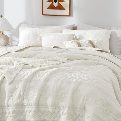 WDCOZY Boho Ivory Quilts Queen Size Bedding Sets with 2 Pillow Shams, Cream White Farmhouse Lightweight Soft Bedspread Coverlet for All Season, 3 Pieces, 90x90 inches