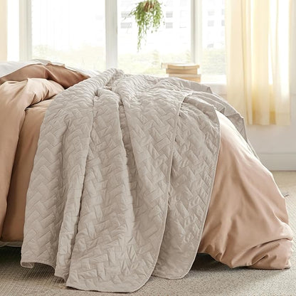 Bedsure Quilts King Size - Lightweight Bedspreads King Size with Basket Weave Pattern, Soft Quilt Bedding Set, Light Beige Comforter Set Coverlet for All Seasons with 2 Pillow Shams (106" x 96") | Skin-Friendly Soft, All-Season Comfort, Breathable, Lig...