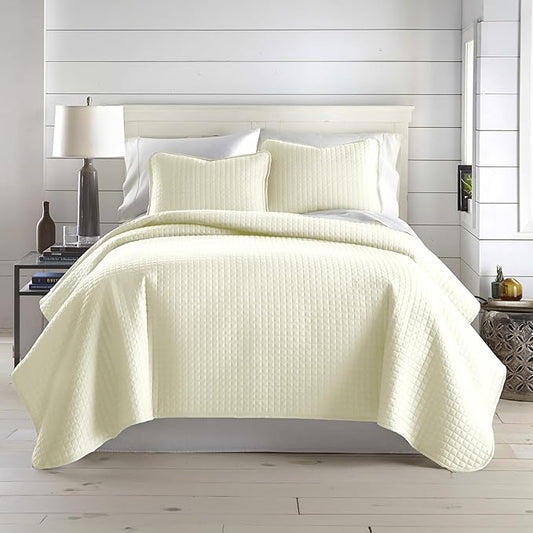 Southshore Fine Living, Inc. Oversized King Quilt Bedding Set, Soft Brushed Microfiber, Wrinkle-Free, Stain and Pet Hair Resistant Bedding, California/King Size Quilt Coverlet Set w/2 Shams, Cream