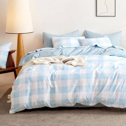 Wake In Cloud - Gingham Comforter Set, Plaid Buffalo Check Checkered Cottagecore Cute Geometric, Soft Lightweight Bedding, 3 Pieces, Light Blue White, Full Size