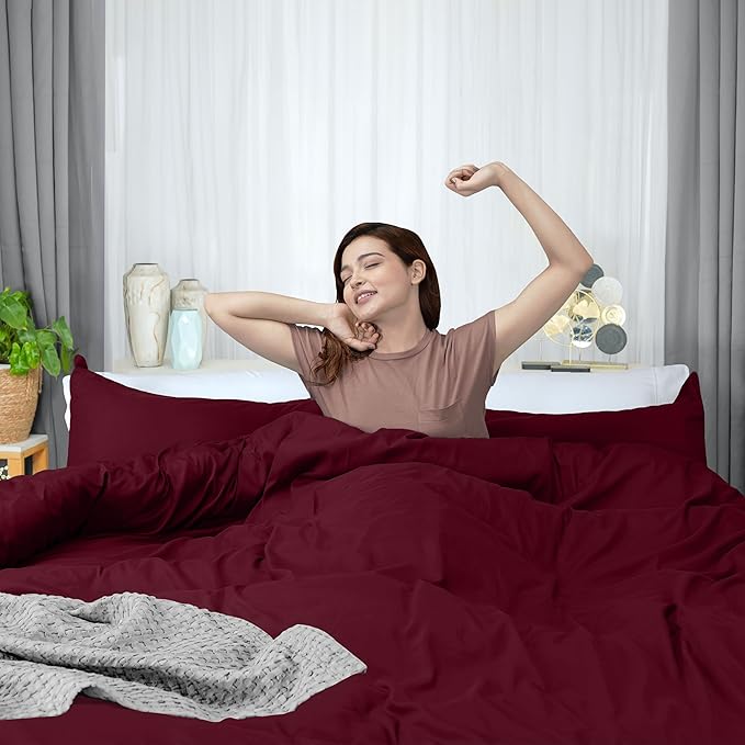 Utopia Bedding Duvet Cover Full Size - 3 Piece with Zipper Closure - 1 Comforter Cover 80X90 Inches & 2 Pillow Shams 20X26 Inches (Burgundy) Comforter Not Included