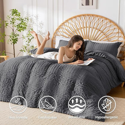 HYMOKEGE Dark Grey Duvet Cover Full Size, Ultra Soft 3-Piece Seersucker Duvet Cover Set with Zipper Closure, Soft Brushed Microfiber Bedding Set with 8 Corner Ties (80"x90", 2 Pillowshams)