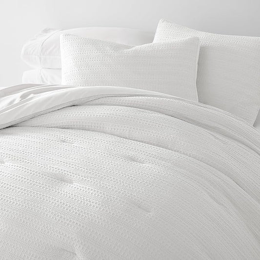 Linen Market Queen Comforter Set (3 Piece) - Bring Luxury Home with Our Soft and Lightweight Down Alternative Comforters Queen Size - This Queen Bed Set Includes Your Comforter and 2 Pillow Shams
