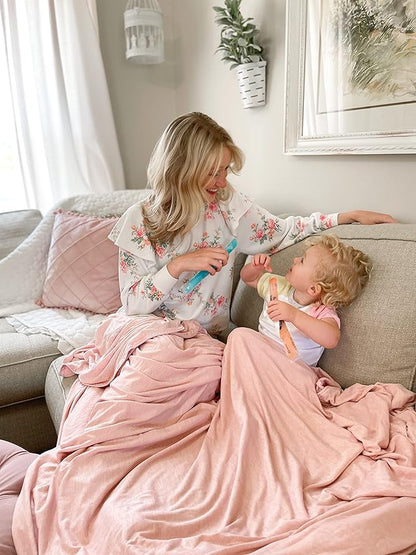 Elegear Revolutionary Cooling Blanket Queen Absorbs Heat to Keep Body Cool for Night Sweats, Arc-Chill 3.0 Cool Fiber Q-Max>0.5 for Hot Sleepers, Lightweight Summer Cold Blankets for Sleeping, Pink
