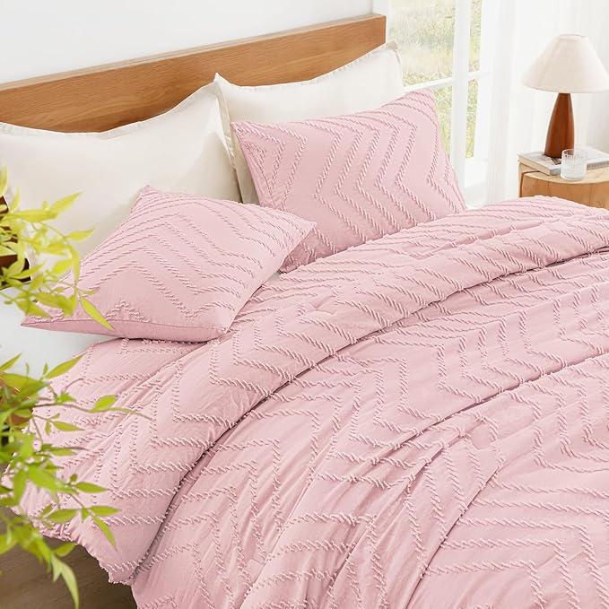 Litanika Pink Queen Size Comforter Sets, 3 Pieces Lightweight Chevron Tufted Bedding Comforter Set, Fluffy Down Alternative Comforter Bed Set Gift Choice (90x90In Comforter and 2 Pillowcases)