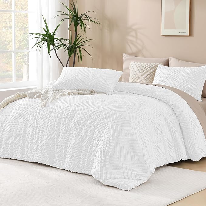 Andency White Oversized King Comforter 128''x120'', 3 Pieces White Soft Boho Bedding Set & Collections, All Season Farmhouse Tufted Fluffy Bed Set (1 Comforter, 2 Pillowcases)
