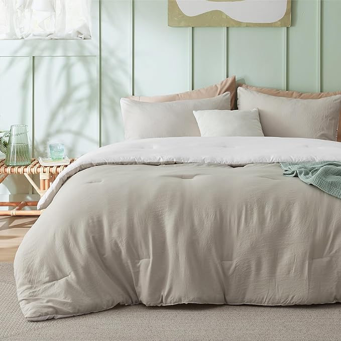 Bedsure Queen Comforter Set, Beige White Soft Prewashed Bedding for All Seasons, 3 Pieces GentleSoft™ Bed Set, 1 Lightweight Comforter (90"x90") and 2 Pillowcases (20"x26")
