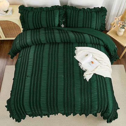 WONGS BEDDING Queen Size Comforter,Christmas Emerald Green Boho Comforter Set Queen,Shabby Chic Bedding Set for Bed, 3 Pieces Soft Lightweight Farmhouse Comforter for All Season 90"×90"