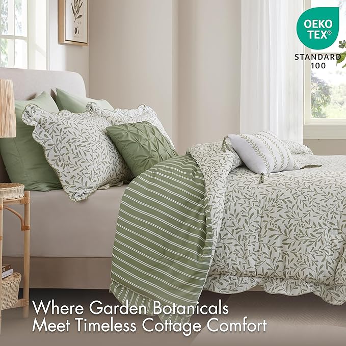 Madison Park 5-Piece Reversible Botanical Comforter Set - Summer Floral Print with Scalloped Edges, Lightweight Bedding with Decorative Pillows, King, Sage Green | Reversible, Lightweight