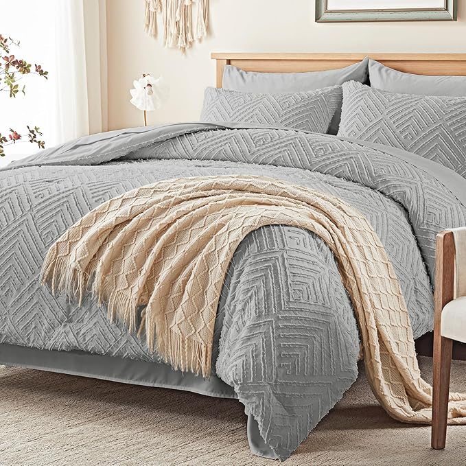 Zzlpp King Comforter Set 7 Pieces, Light Grey Tufted Bed in a Bag with Comforter and Sheets, All Season Boho Bedding Sets with Comforter, 2 Pillow Shams, 2 Pillowcases, 1 Flat Sheet, 1 Fitted Sheet