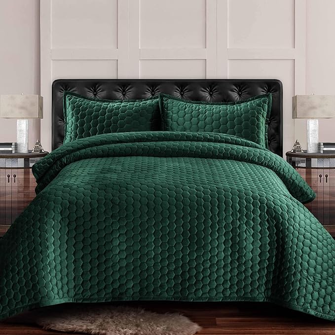 Tribeca Living Lugano Oversized Velvet Quilt Set - All Season, Extra Large, 3 Piece Queen Size Comforter Set with 2 Pillow Shams in Teal Honeycomb Pattern 260GSM