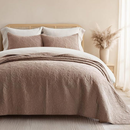 EVERGRACE 100% Cotton Paisley Quilt Set, King Size 3 Piece Set – Prewashed Lightweight Bedspread with 2 Shams, Soft Matelasse Coverlet for All-Season, Dusty Brick (Red Undertones)