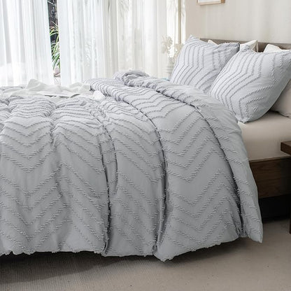 Andency Silver Grey Oversized King Comforter Set 120x98, Boho Oversize King Soft Warm Tufted Bedding Comforter Sets, 3 Pieces Aesthetic Chevron Farmhouse Cute Bohemian Textured Bedding Set