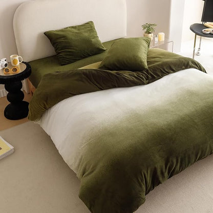 CLOTHKNOW Green White Queen Comforter Sets Velvet Bedding Comforter Sets Olive Green Comforter Soft Comforter Queen with 2 x Pillow Cases