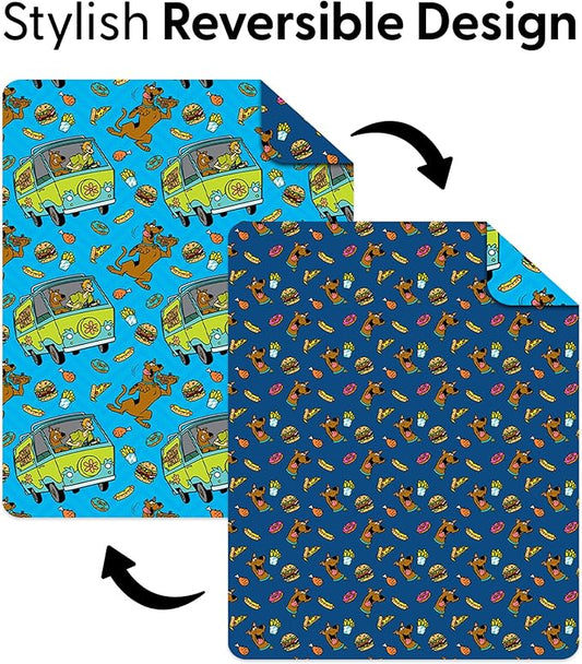 Northwest Warner Bros Scooby-Doo Super Snacky Quilted Throw Blanket, Mystery Machine Themed Design, Comfy Throw, Adults Boys Girls, Soft Lightweight Bedding for Bed, or Couch, 60 x 80 inches