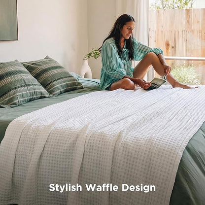 Bedsure Cooling Cotton Waffle King Size Blanket - Lightweight Breathable Summer Blanket of Rayon Derived from Bamboo for Hot Sleepers, Luxury Throws for Bed, Couch and Sofa, White, 104x90 Inches