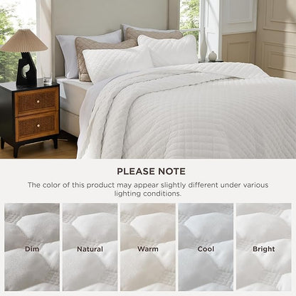 Bedsure Quilts King Size - Lightweight Bedspreads King Size with Classic Honeycomb Quilting, Soft Quilt Bedding Set, White Comforter Set Coverlet for All Seasons with 2 Pillow Shams (106" x 96") | Skin-Friendly Soft, All-Season Comfort, Breathable, Lig...