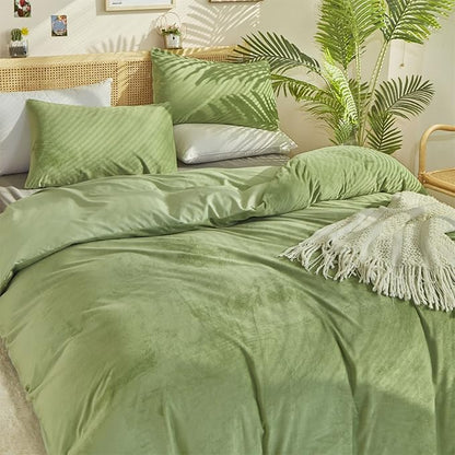 Cottonight Sage Velvet Comforter Set Full Light Green Fluffy Flannel Bedding Set Winter Plush Blanket Quilts Soft Thick Warm Grass Green Comforter Set for Women Men Full Bed