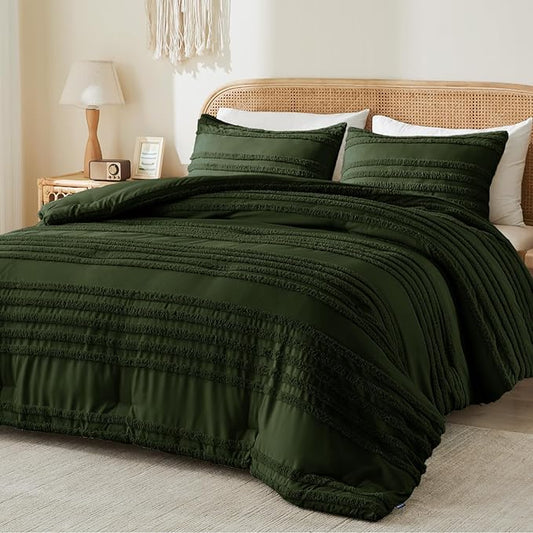 BEDELITE Boho Comforter Set Queen Size, Olive Green Tufted Striped Bed Set 3 Pieces, Soft Vintage Farmhouse Comforter for All Seasons, Boho Home Decor,Fluffy Jacquard Bedding with 2 Pillow Shams