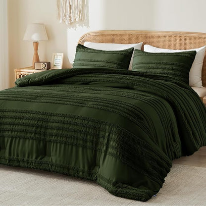 BEDELITE Boho King Size Comforter Set - Olive Green Tufted Striped Bed Set 3 Pieces, Soft Vintage Farmhouse Comforter for All Seasons, Boho Home Decor,Fluffy Jacquard Bedding with Pillow Sham