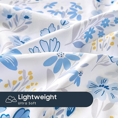 Wake In Cloud - Floral Pillow Cases, Botanical Flower Coquette Cottagecore Shabby Chic Aesthetic, Set of 2 Soft Pillowcases Pillow Shams Covers, Blue White, Standard Size 20x26 Inches