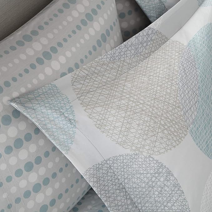 Madison Park Essentials Bed in a Bag Comforter, Vibrant Color Design All Season Down Alternative Cover with Complete Cotton Sheet Set, Queen(90"x90"), Knowles, Circular Aqua, 9 Piece