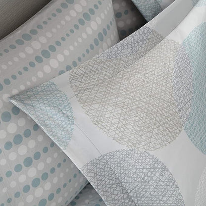 Madison Park Essentials Bed in a Bag Comforter, Vibrant Color Design All Season Down Alternative Cover with Complete Cotton Sheet Set, Full(78"x86"), Knowles, Circular Aqua, 9 Piece