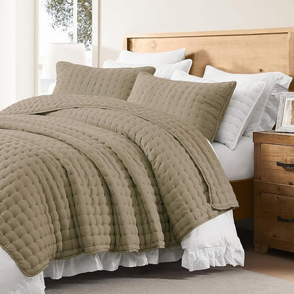 WDCOZY King Size Quilt Bedding Sets with 2 Pillow Shams, Lightweight Soft Bedspread Coverlet, Quilted Blanket Thin Comforter Bed Cover for All Season, 3 Pieces, 104x90 inches, Taupe