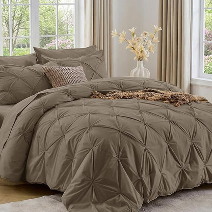 Sasttie Twin Comforter Set, 5-Piece Bed in a Bag, Pintuck Bedding Sets for All Season, Includes Comforter, Flat Sheet, Fitted Sheet, Pillowcase and Pillowsham, Brown