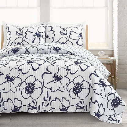 Lush Decor Scandinavian Floral Quilt King Size Reversible 3 Piece Set Navy & White - Floral Bedding Set King Quilt - White Bedding - Cottage Core Decor