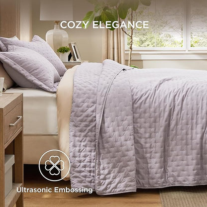 Bedsure King Quilt - Purple Bedspread King Size & Lightweight Comforter, Modern Farmhouse Coverlet with Clover Pattern, Ultra Soft All-Season Bedding, 106 x 96 Inches | Stitch-Free Quilting, Ultra Soft, Lightweight, Machine Washable, Pet-Friendly
