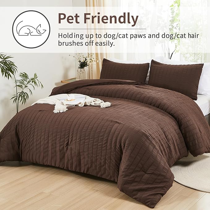 AveLom Brown Seersucker Twin Comforter Set (68x90 inches), 2 Pieces-100% Soft Washed Microfiber Lightweight Comforter with 2 Pillowcases, All Season Down Alternative Comforter Set for Bedding