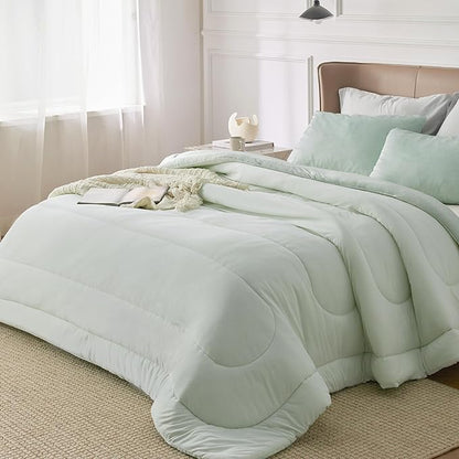 Bedsure Queen Comforter Set - Cooling and Warm Bed Set, Sage Green Reversible Bedding for All Season, 3 Pieces, 1 Queen Size Comforter (88"x88") and 2 Pillow Cases(20"x26")