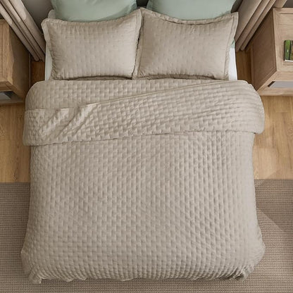 Bedsure King Quilt - Linen Bedspread King Size & Lightweight Comforter, Modern Farmhouse Coverlet with Clover Pattern, Ultra Soft All-Season Bedding, 106 x 96 Inches | Stitch-Free Quilting, Ultra Soft, Lightweight, Machine Washable, Pet-Friendly