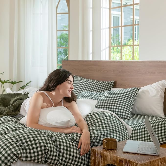 MooMee Bedding Pillowcases Gingham Pack of 2 100% Washed Cotton Linen Like Textured Breathable Durable Soft Comfy (Classic Gingham Forest Green, King)