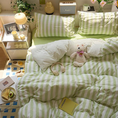 EAVD Green Striped Duvet Cover Queen Soft Washed Microfiber Chic Vertical Striped Bedding Set with 2 Pillowcases Reversible Farmhouse Geometric Duvet Cover with Zipper Closure