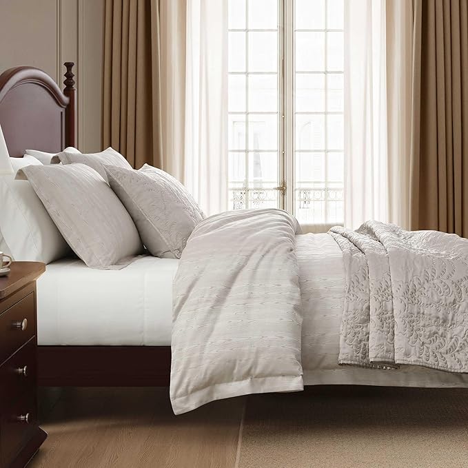 Martha Stewart - King Size Quilt Set, Soft & Smooth Sateen Bedding with a Light and Breathable Feel, 3 Piece Bed Set with Matching Pillowcases (Fern Embroidery Grey)