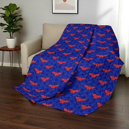 Northwest Warner Bros Wonder Woman Wonder Pop Quilted Throw Blanket, Comfy Throw, Adults Boys Girls, Soft Lightweight Bedding for Bed, or Couch, 60 x 80 inches